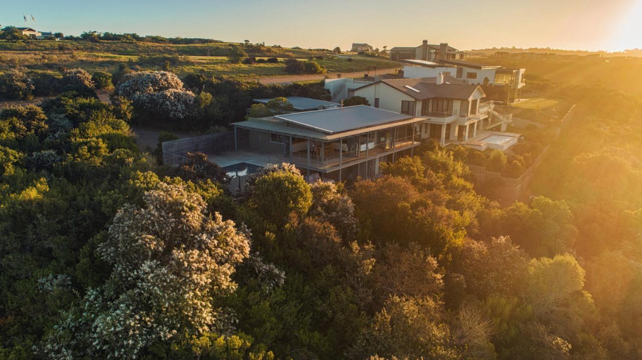 Oubaai Villa By Raw Africa Collection เฮโรลด์สเบย์ ภายนอก รูปภาพ